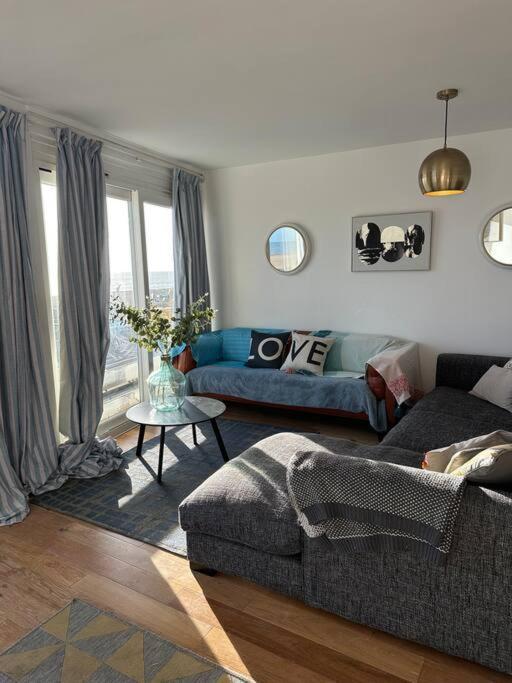 Central Sea View Maisonette هاستَنغ المظهر الخارجي الصورة